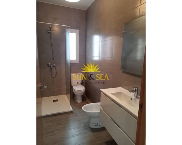 Apartamento de 2 habitaciones en Centro, Los Alcázares en venta - 159.900 € (Ref: 9495570)