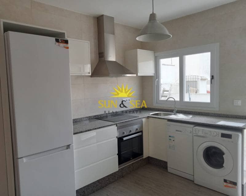 Apartamento de 2 habitaciones en Los Alcázares en venta - 159.900 € (Ref: 9495570)