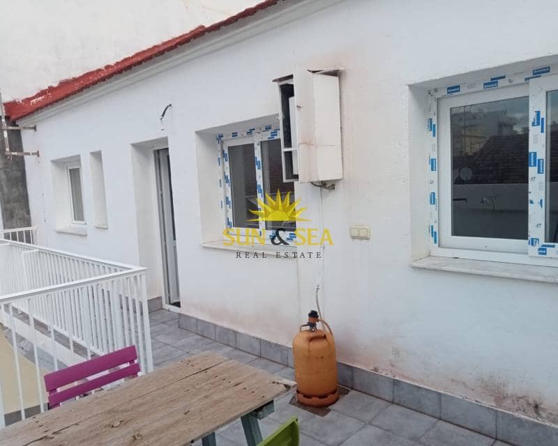 Apartamento de 2 habitaciones en Los Alcázares en venta - 159.900 € (Ref: 9495570)