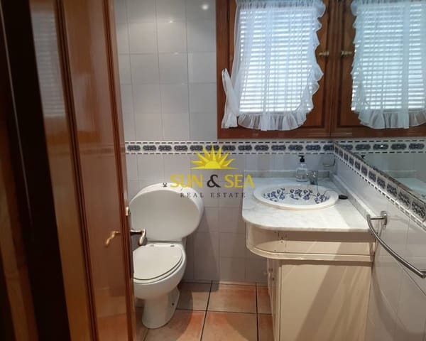 3 bedroom Townhouse for rent in Calas Santiago Bernabéu, Santa Pola with pool - € 900 (Ref: 9496620)