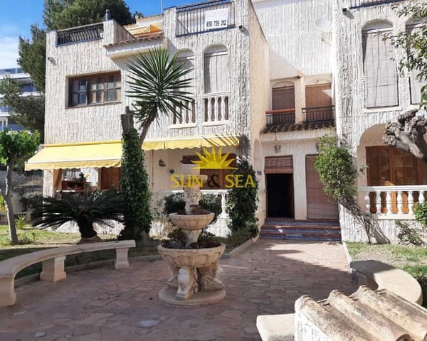 3 bedroom Townhouse for rent in Calas Santiago Bernabéu, Santa Pola with pool - € 900 (Ref: 9496620)