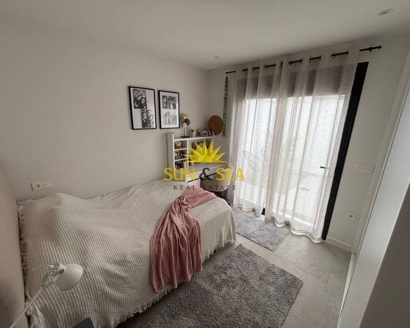 2 bedroom Flat for rent in Pilar de la Horadada with pool - € 1,200 (Ref: 9496623)