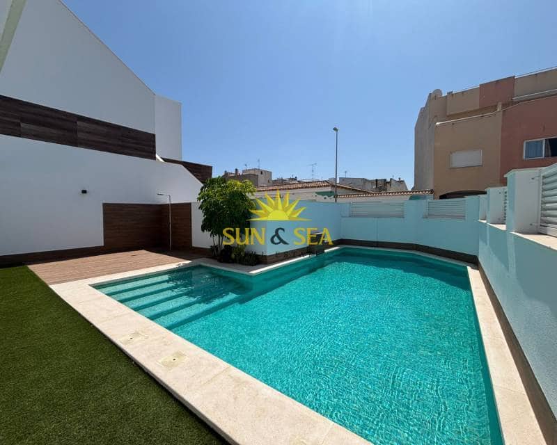 2 bedroom Flat for rent in Pilar de la Horadada with pool - € 1,200 (Ref: 9496623)