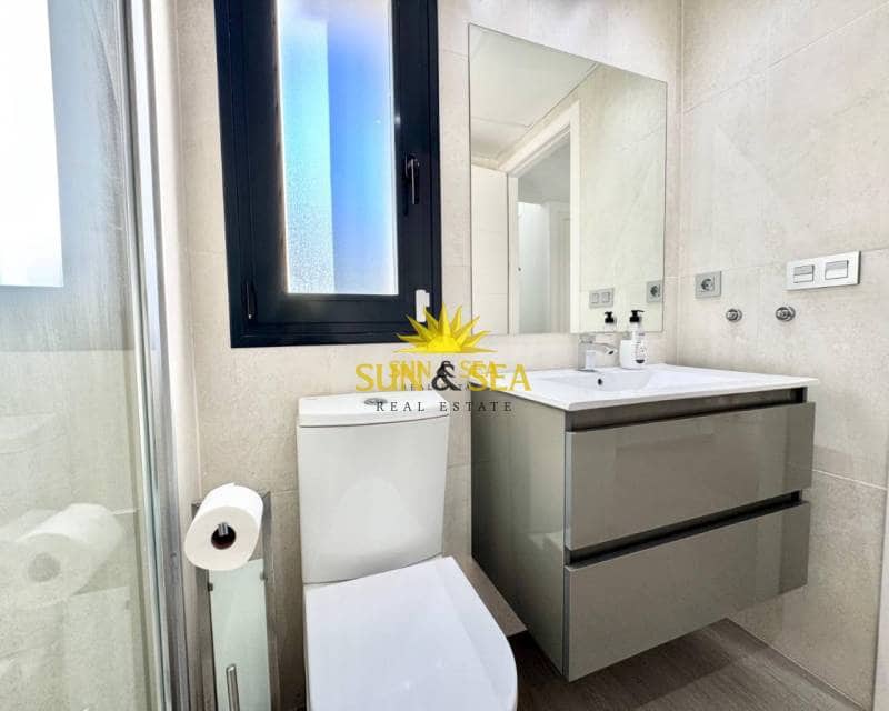 3 chambre Villa/Maison à vendre à Punta Prima avec piscine garage - 440 000 € (Ref: 9500623)