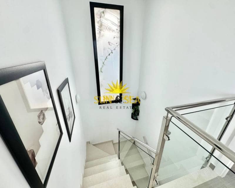 3 chambre Villa/Maison à vendre à Punta Prima avec piscine garage - 440 000 € (Ref: 9500623)