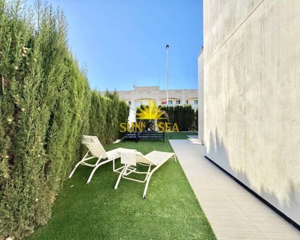 3 chambre Villa/Maison à vendre à Punta Prima, Torrevieja avec piscine garage - 440 000 € (Ref: 9500623)