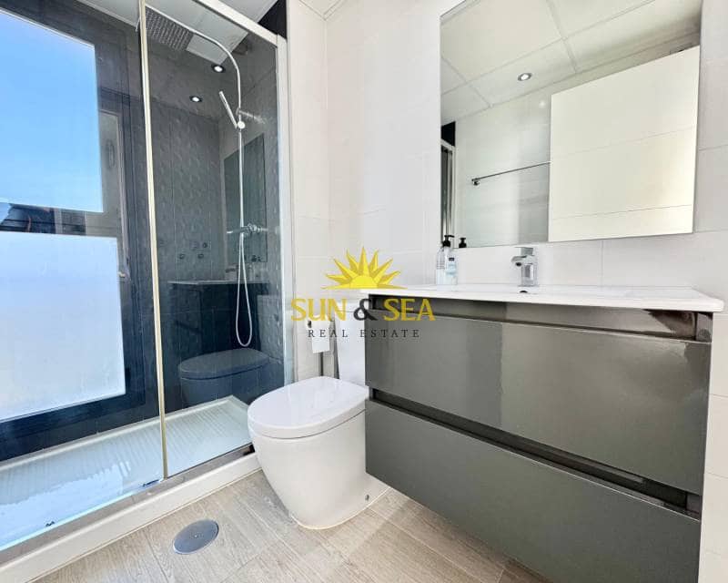 3 bedroom Villa for rent in Punta Prima with pool garage - € 2,700 (Ref: 9500624)