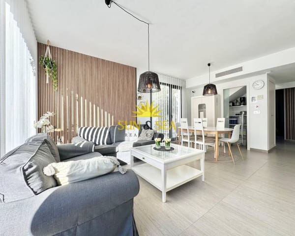 3 soveværelse Villa til leje i Punta Prima, Torrevieja med swimmingpool garage - € 2.700 (Ref: 9500624)