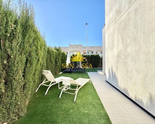 3 soveværelse Villa til leje i Punta Prima, Torrevieja med swimmingpool garage - € 2.700 (Ref: 9500624)