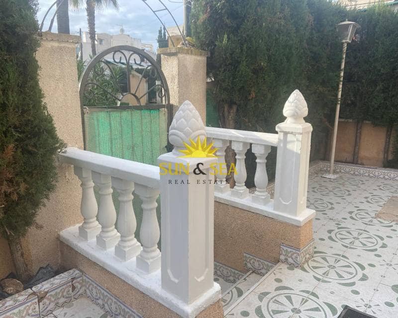 2 makuuhuone Huvila vuokrattavana paikassa Los Balcones - 900 € (Ref: 9506287)