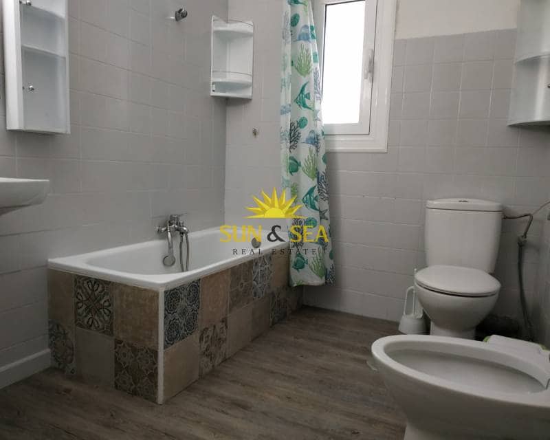 Apartamento de 3 habitaciones en Novelda en alquiler - 600 € (Ref: 9506930)