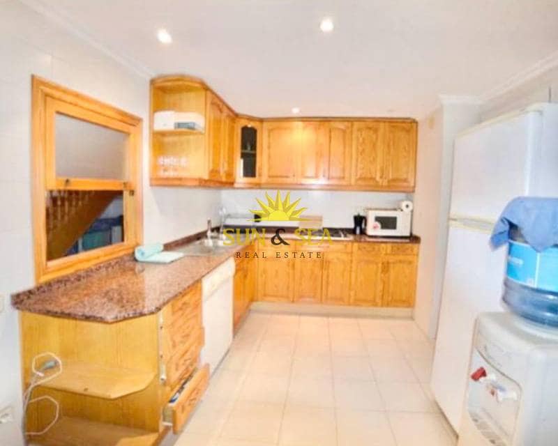 4 soveværelse Penthouse til salg i La Mata med swimmingpool - € 595.000 (Ref: 9511435)