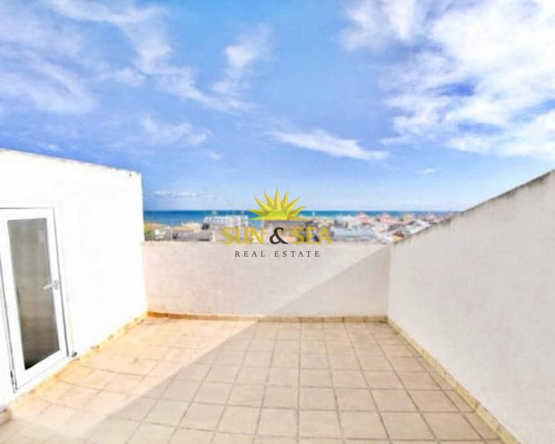 4 soveværelse Penthouse til salg i La Mata med swimmingpool - € 595.000 (Ref: 9511435)