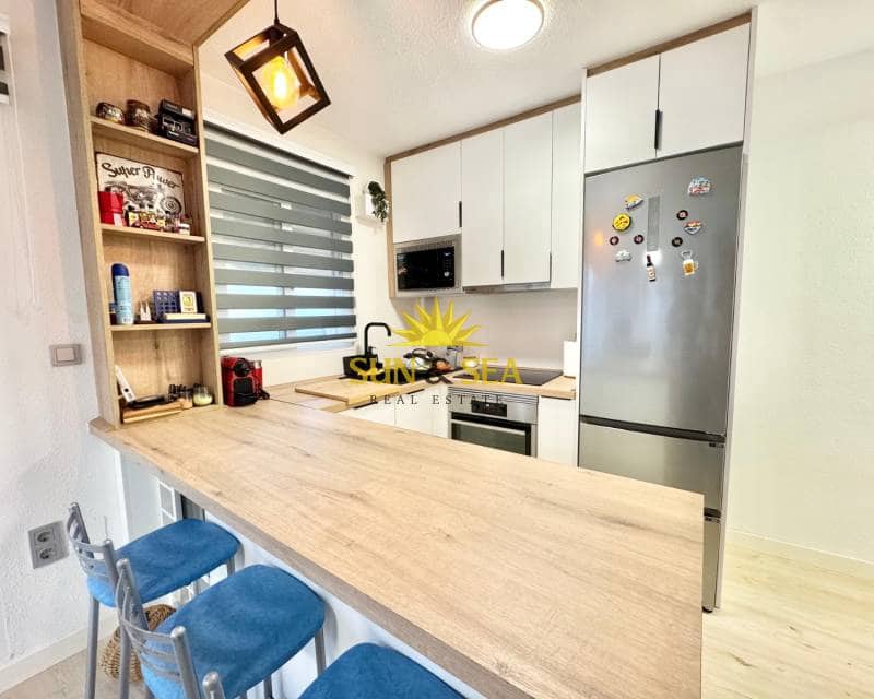 2 slaapkamer Penthouse te huur in La Mata - € 1.100 (Ref: 9516212)