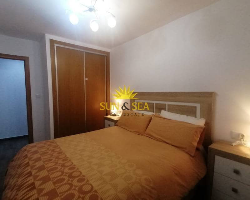 3 bedroom Apartment for rent in Torrevieja with garage - € 1,000 (Ref: 9516518)