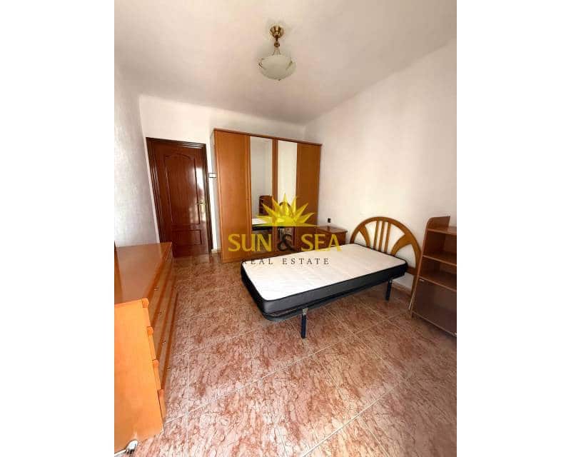 Apartamento de 3 habitaciones en Cartagena en alquiler - 750 € (Ref: 9516519)