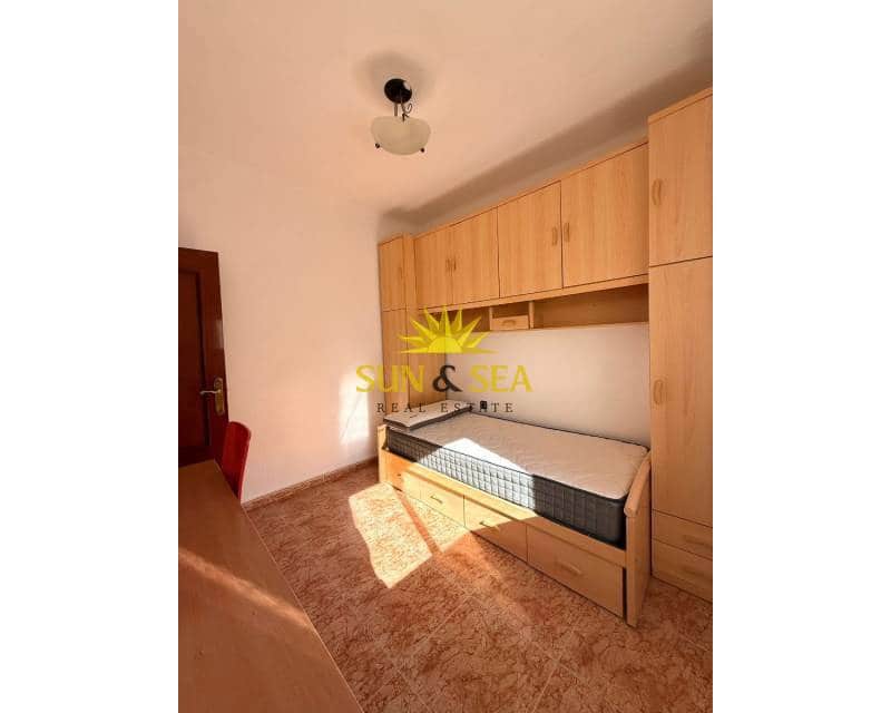 Apartamento de 3 habitaciones en Cartagena en alquiler - 750 € (Ref: 9516519)