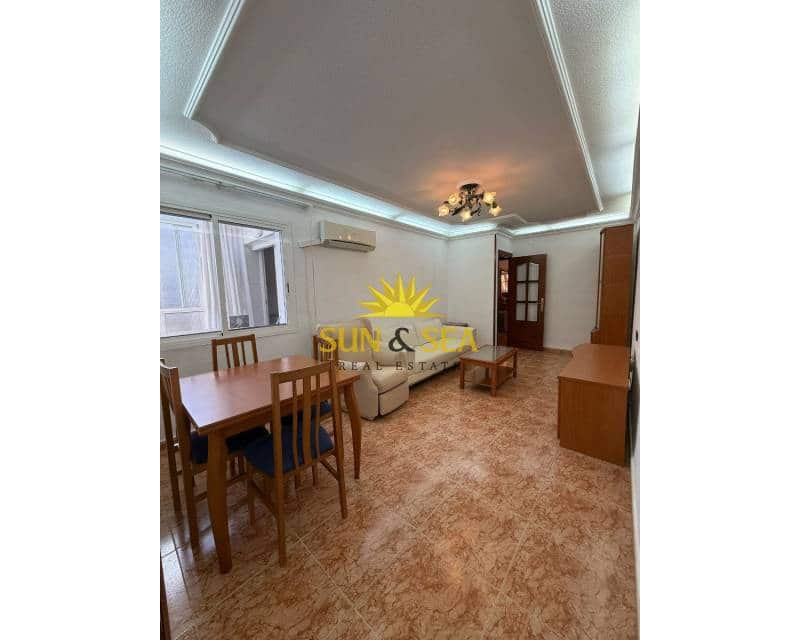 Apartamento de 3 habitaciones en Cartagena en alquiler - 750 € (Ref: 9516519)