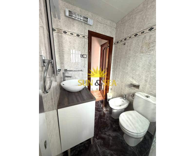 Apartamento de 3 habitaciones en Cartagena en alquiler - 750 € (Ref: 9516519)