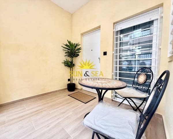 1 makuuhuone Ranta-asunto vuokrattavana paikassa Gaspar Perelló, Torrevieja - 700 € (Ref: 9516521)