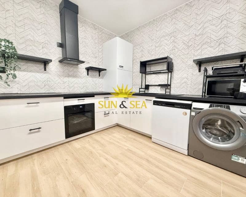 1 soveværelse Strandlejlighed til leje i La Mata - € 700 (Ref: 9516521)