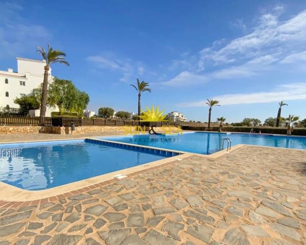 Apartamento de 2 habitaciones en La Mata, Torrevieja en alquiler con piscina - 750 € (Ref: 9521541)