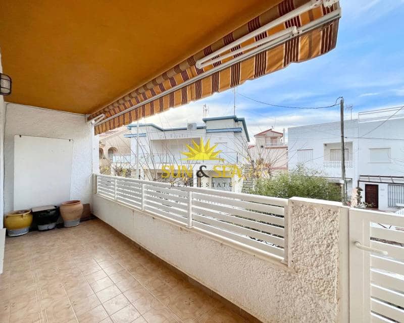 5 soveværelse Byhus til leje i Torre de la Horadada - € 1.200 (Ref: 9524916)