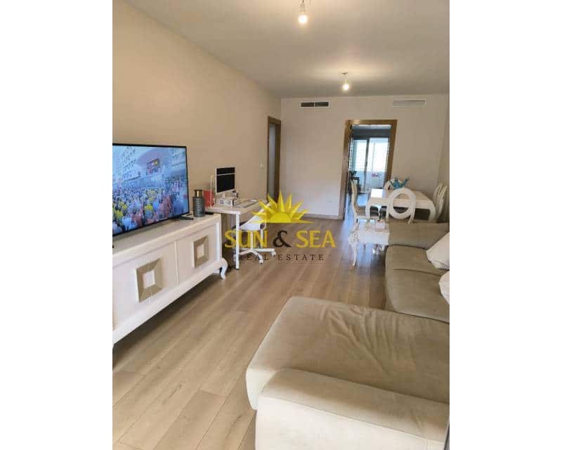 3 bedroom Apartment for rent in Jacarilla with pool - € 800 (Ref: 9524917)