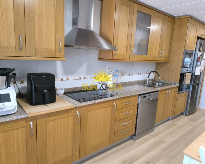 3 bedroom Apartment for rent in Jacarilla with pool - € 800 (Ref: 9524917)