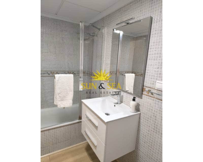 3 bedroom Apartment for rent in Jacarilla with pool - € 800 (Ref: 9524917)