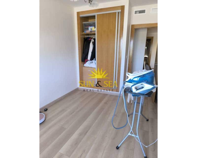 3 bedroom Apartment for rent in Jacarilla with pool - € 800 (Ref: 9524917)