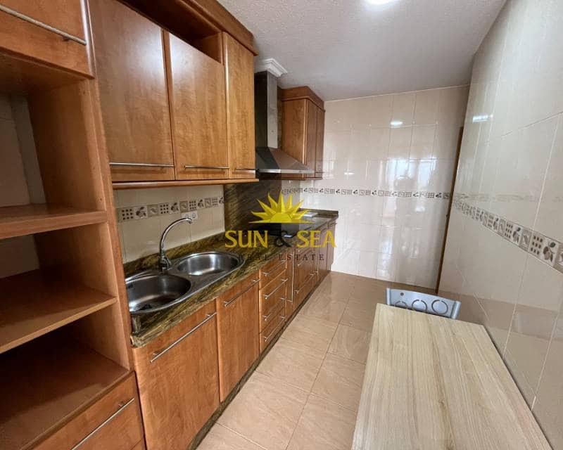 3 bedroom Apartment for rent in Alcantarilla - € 950 (Ref: 9525286)