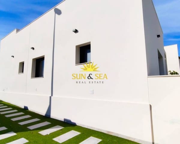 Chalet de 3 habitaciones en Pinar de Campoverde, Pilar de la Horadada en venta con piscina - 437.800 € (Ref: 9525628)