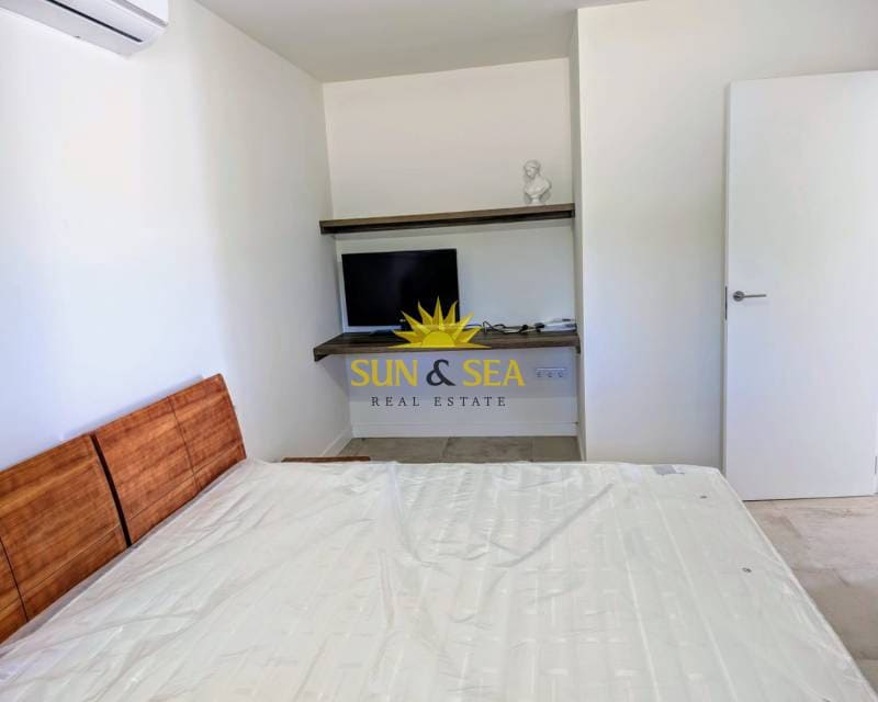 2 bedroom Villa for rent in Aspe with pool - € 1,600 (Ref: 9528898)