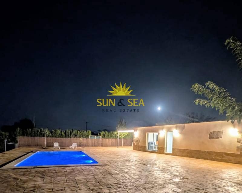 2 bedroom Villa for rent in Aspe with pool - € 1,600 (Ref: 9528898)