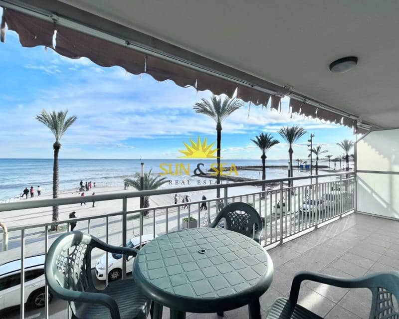 Appartement de 4 chambres à louer à Torrevieja avec garage - 1 500 € (Ref: 9529031)