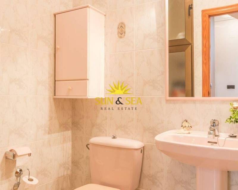 3 soverom Villa til salgs i Playa Flamenca med svømmebasseng garasje - € 239 000 (Ref: 9529032)