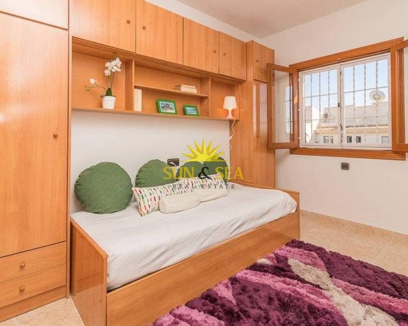 3 soverom Villa til salgs i Playa Flamenca med svømmebasseng garasje - € 239 000 (Ref: 9529032)