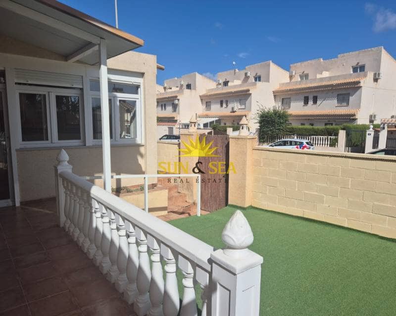 3 soverom Villa til salgs i Playa Flamenca med svømmebasseng garasje - € 239 000 (Ref: 9529032)