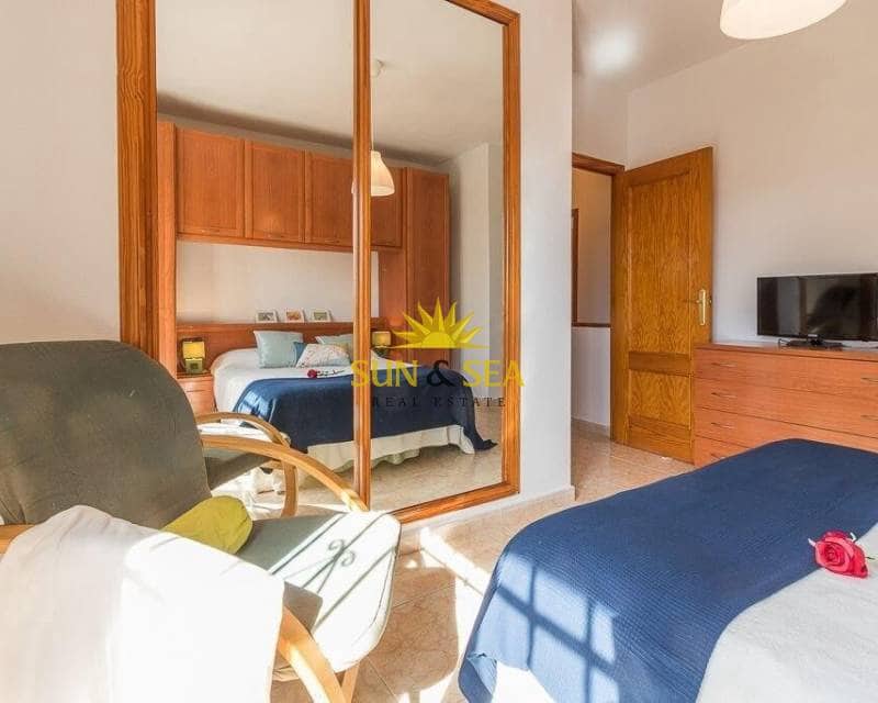 3 soverom Villa til salgs i Playa Flamenca med svømmebasseng garasje - € 239 000 (Ref: 9529032)