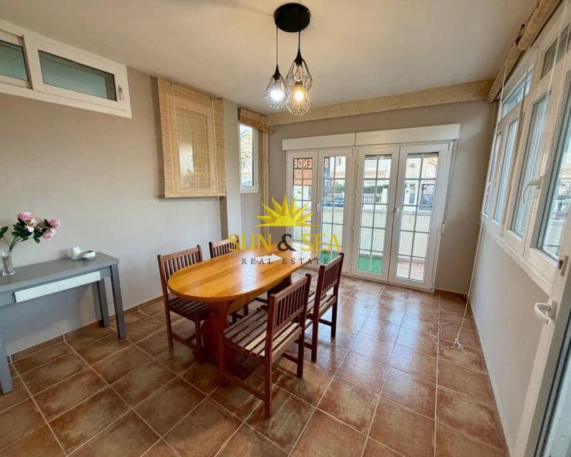 3 soverom Villa til salgs i Playa Flamenca med svømmebasseng garasje - € 239 000 (Ref: 9529032)