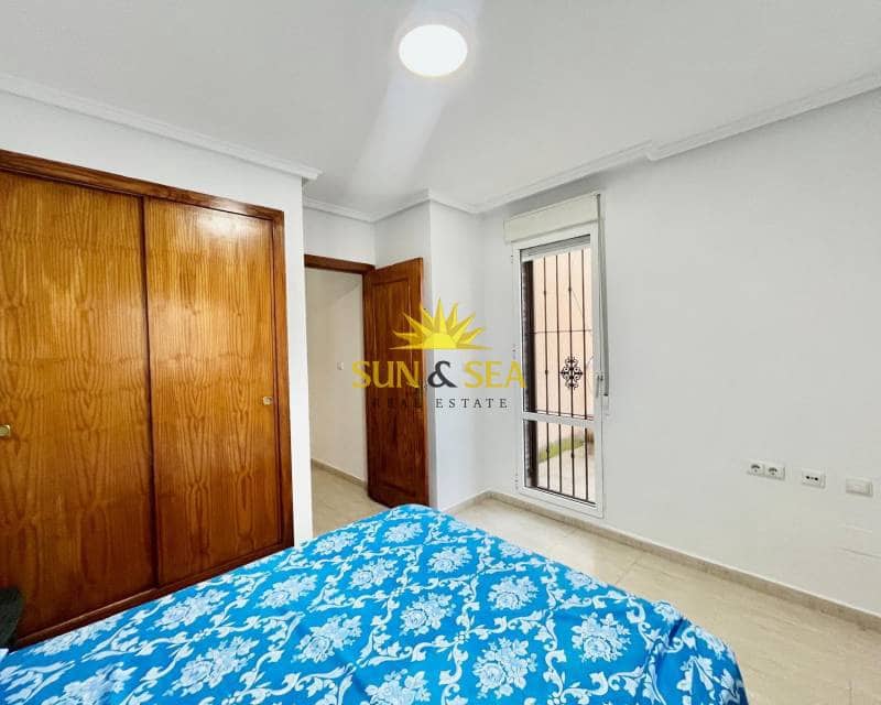 3 soveværelse Villa til leje i Ciudad Quesada med swimmingpool - € 1.200 (Ref: 9532307)