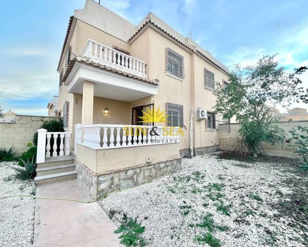 3 soveværelse Villa til leje i Ciudad Quesada, Rojales med swimmingpool - € 1.200 (Ref: 9532307)