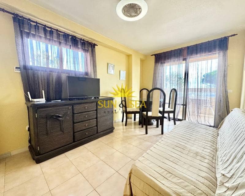 Appartement de 3 chambres à louer à Cabo Cervera - 900 € (Ref: 9532308)