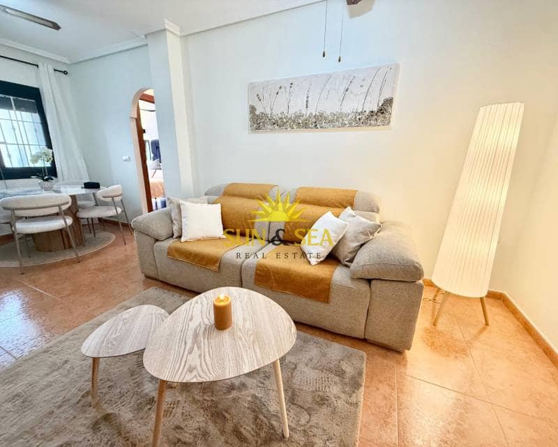 Apartamento de 2 habitaciones en Los Narejos en alquiler - 850 € (Ref: 9538918)