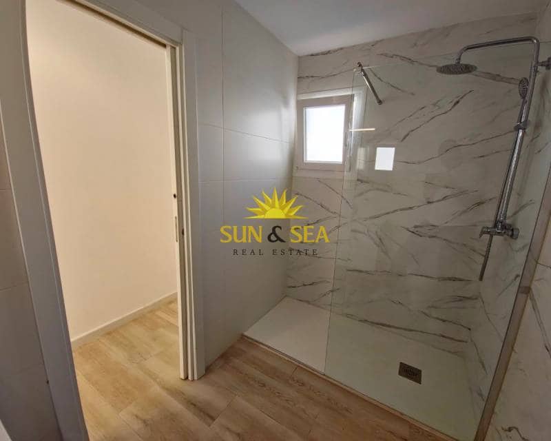 Casa de 3 habitaciones en La Regia en venta con piscina garaje - 237.900 € (Ref: 9538919)