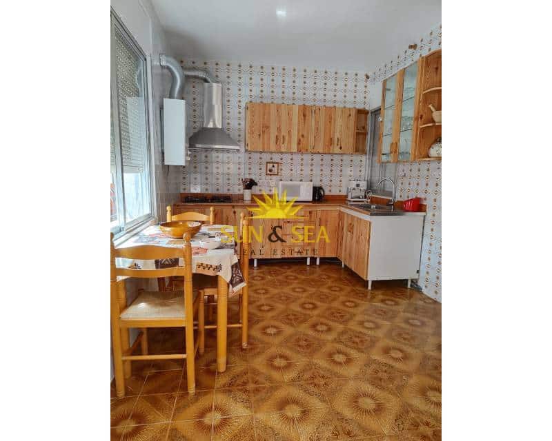 4 bedroom Villa for rent in Los Urrutias - € 1,100 (Ref: 9541884)