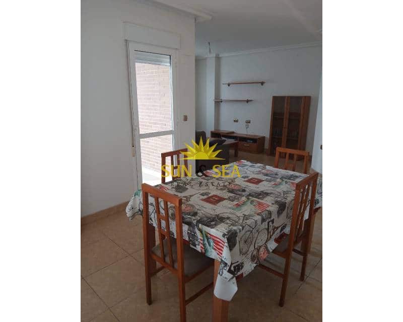 3 sovrum Lägenhet att hyra i Torrevieja - 800 € (Ref: 9541885)