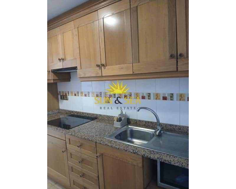 3 sovrum Lägenhet att hyra i Torrevieja - 800 € (Ref: 9541885)