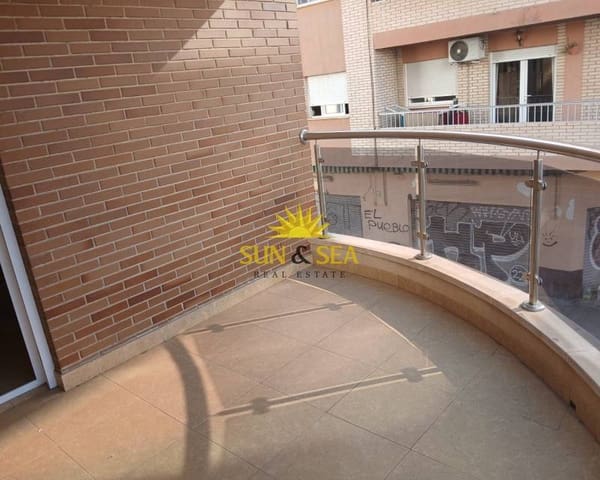 3 sovrum Lägenhet att hyra i Centro - Muelle Pesquero, Torrevieja - 800 € (Ref: 9541885)